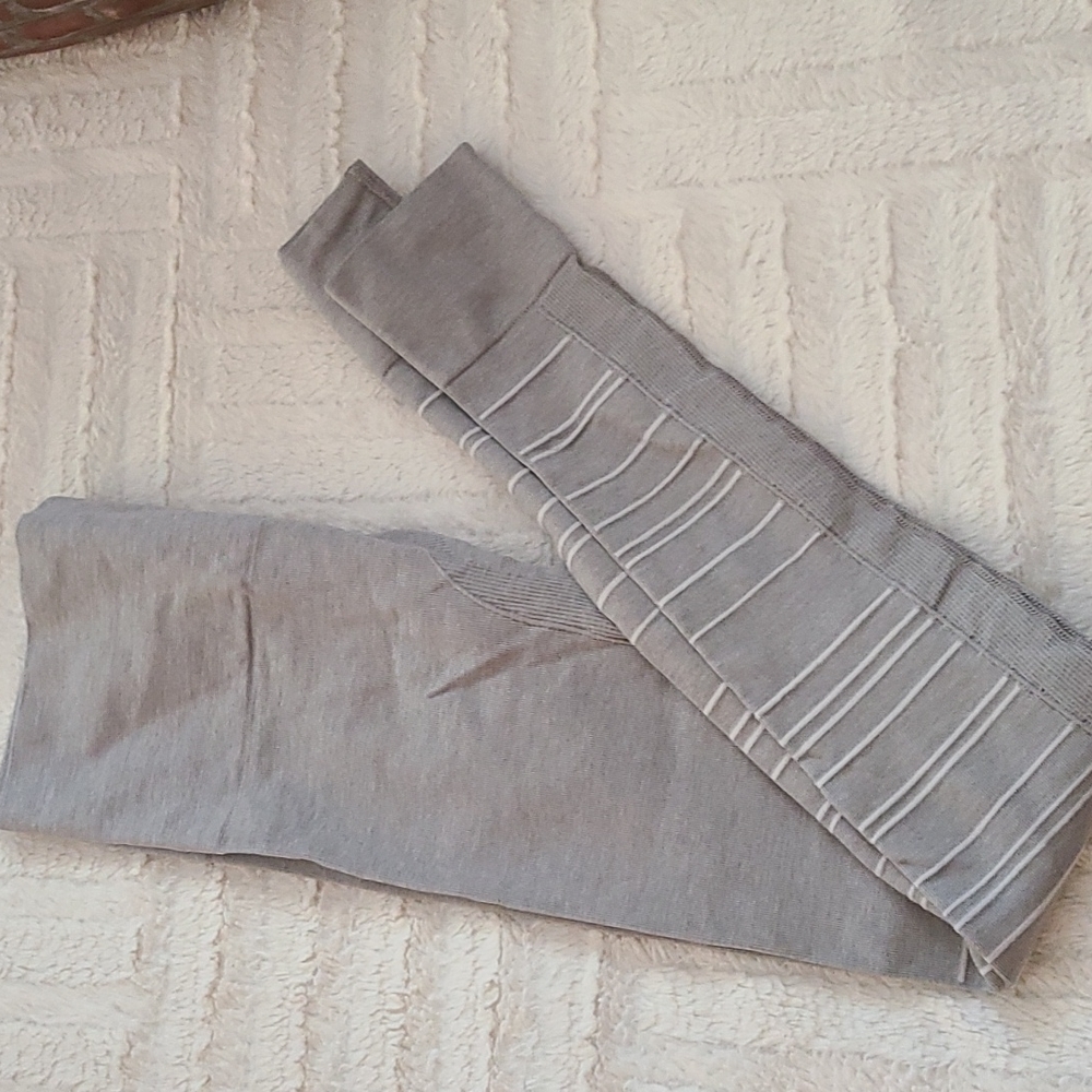 Blanqi sport support leggings, gray, size small